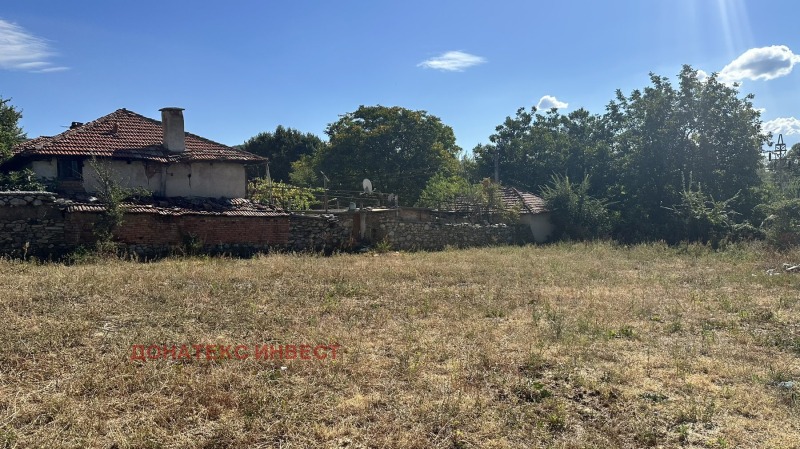 Продава ПАРЦЕЛ, област Пловдив, с. Васил Левски • 39000 € • 41360741 1 — Holmes.bg Продава ПАРЦЕЛ, област Пловдив, с. Васил Левски • 39000 € • 41360741 1