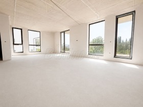 Обява Продава 3-СТАЕН,град Варна, Бриз