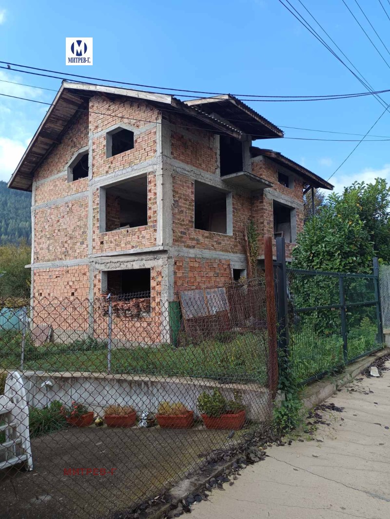 Продава КЪЩА, област София, с. Искрец • 250000 € / 488957.50 лв. • 46137584 1 — Holmes.bg Продава КЪЩА, област София, с. Искрец • 250000 € / 488957.50 лв. • 46137584 1
