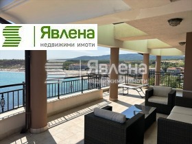 Продава 4-стаен, гр. Царево