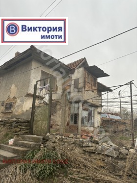 Продажба на имоти в с. Леденик, област Велико Търново - изображение 5 