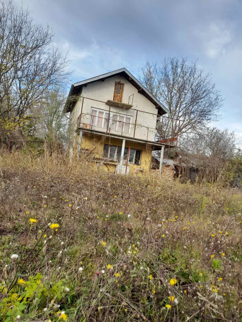 Продава КЪЩА, област Русе, с. Червена вода • 40000 € / 78233.20 лв. • 62129853 1 — Holmes.bg Продава КЪЩА, област Русе, с. Червена вода • 40000 € / 78233.20 лв. • 62129853 1