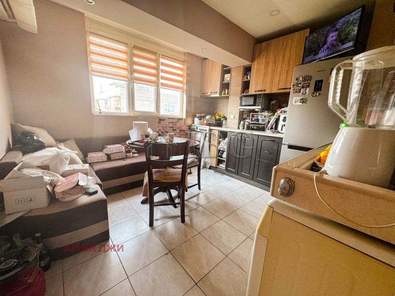Продава 2-СТАЕН, град Русе, Родина 1 • 85000 € • 15929525 1 — Holmes.bg Продава 2-СТАЕН, град Русе, Родина 1 • 85000 € • 15929525 1