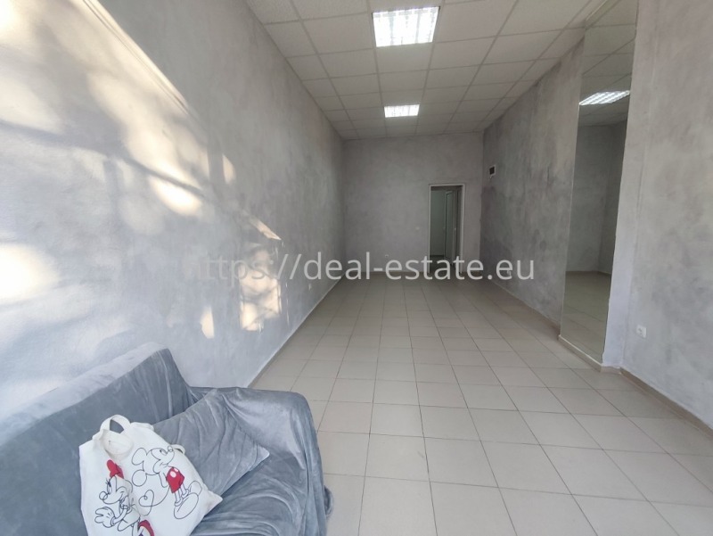 Продава МАГАЗИН, град Благоевград, Широк център • 58500 € / 114416.05 лв. • 43445596 1 — Holmes.bg Продава МАГАЗИН, град Благоевград, Широк център • 58500 € / 114416.05 лв. • 43445596 1