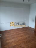 Продава 3-СТАЕН, град Шумен, Добруджански • 155000 € / 303153.65 лв. • 85672904 5 — Holmes.bg Продава 3-СТАЕН, град Шумен, Добруджански • 155000 € / 303153.65 лв. • 85672904 5