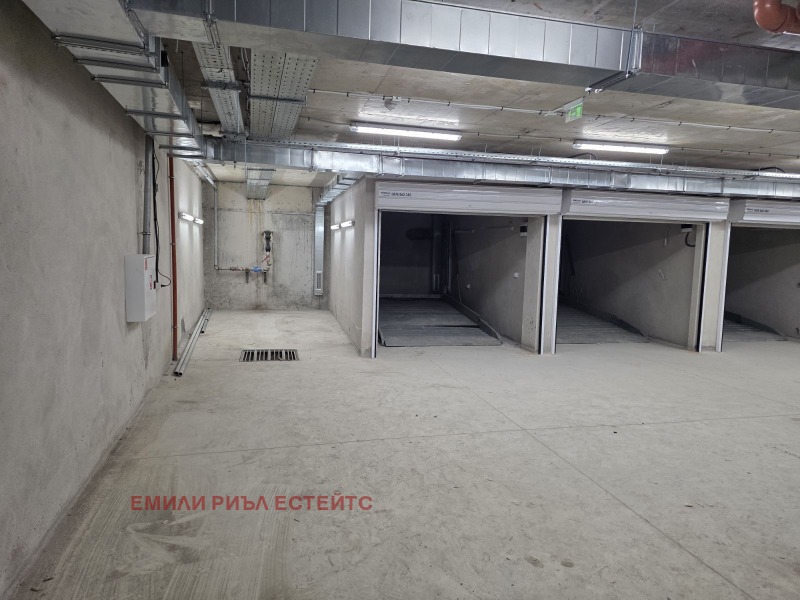 Продава ГАРАЖ, ПАРКОМЯСТО, град София, Люлин 8 • 29000 € • 96017019 1 — Holmes.bg Продава ГАРАЖ, ПАРКОМЯСТО, град София, Люлин 8 • 29000 € • 96017019 1