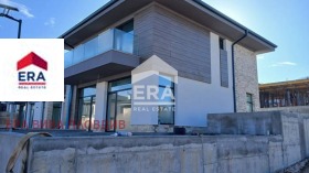 КЪЩА, 277 m2 - Holmes.bg КЪЩА, 277 m2