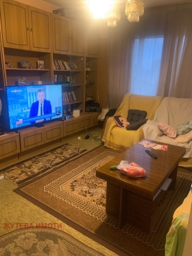 Обява Продава 2-СТАЕН,гр. Карлово, област Пловдив