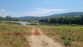 Продава Земеделска земя, с. Осеново