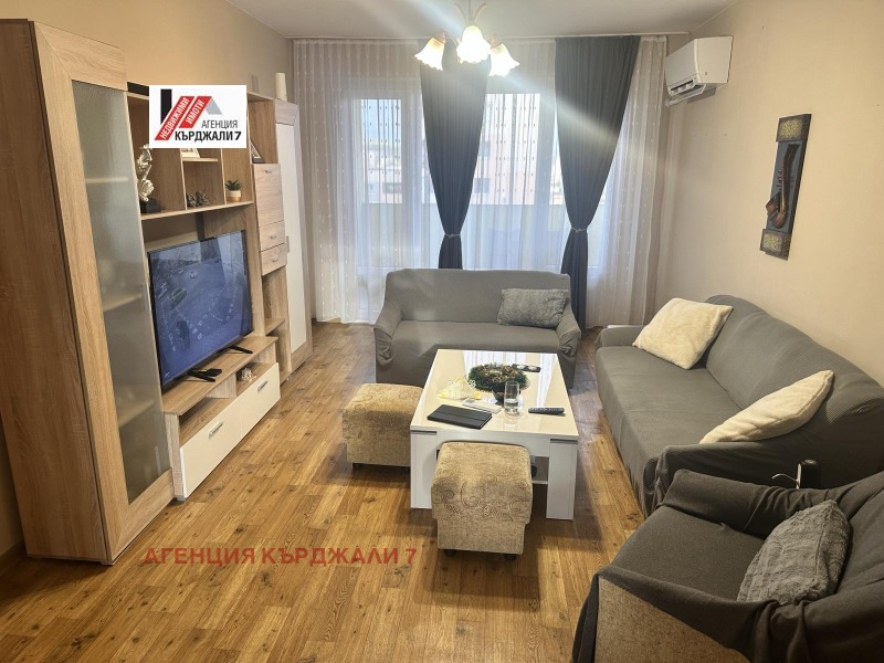 Продава МНОГОСТАЕН, град Кърджали, Възрожденци • 140000 € • 64664756 1 — Holmes.bg Продава МНОГОСТАЕН, град Кърджали, Възрожденци • 140000 € • 64664756 1