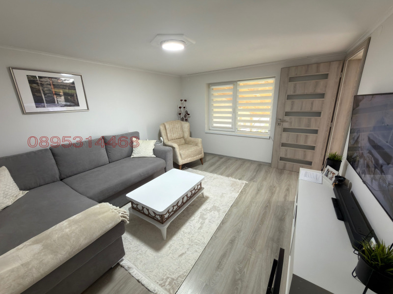 Продава КЪЩА, град Разград, Варош • 110000 € • 77257349 1 — Holmes.bg Продава КЪЩА, град Разград, Варош • 110000 € • 77257349 1