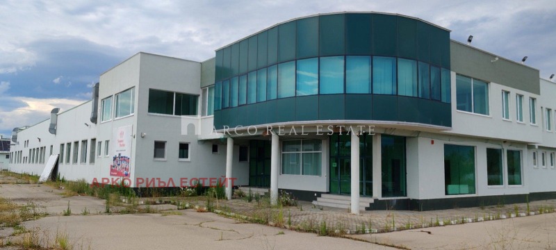 Продава ПРОМ. ПОМЕЩЕНИЕ, област Стара Загора, с. Ястребово • 5000000 € / 9779150.00 лв. • 53747877 1 — Holmes.bg Продава ПРОМ. ПОМЕЩЕНИЕ, област Стара Загора, с. Ястребово • 5000000 € / 9779150.00 лв. • 53747877 1