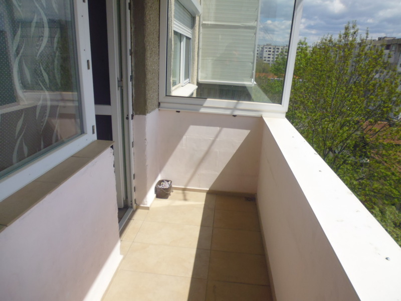 Продава 3-СТАЕН, град София, Надежда 1 • 189000 € / 369651.87 лв. • 76574417 1 — Holmes.bg Продава 3-СТАЕН, град София, Надежда 1 • 189000 € / 369651.87 лв. • 76574417 1