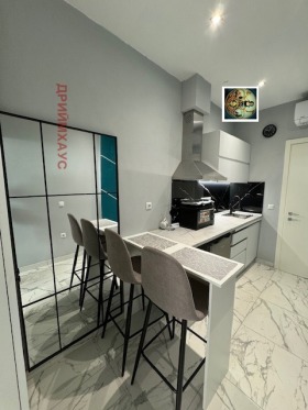 1-СТАЕН, 26 m2 - Holmes.bg 1-СТАЕН, 26 m2