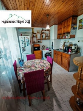 Обява Продава МЕЗОНЕТ,град Варна, Лятно кино Тракия