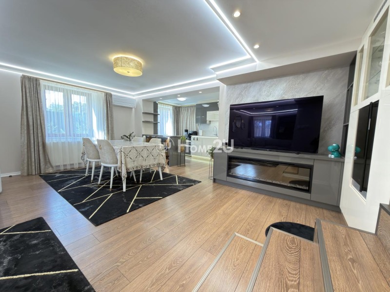 Продава КЪЩА, град Варна, м-т Долна Трака • 549990 € • 27451403 1 — Holmes.bg Продава КЪЩА, град Варна, м-т Долна Трака • 549990 € • 27451403 1