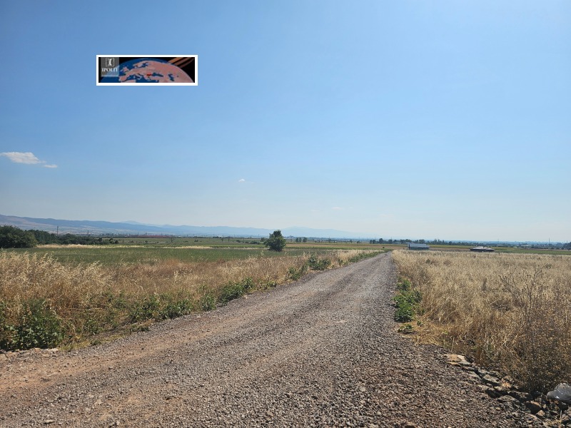 Продава ПАРЦЕЛ, област София, с. Пролеша • 44115 € • 25911399 1 — Holmes.bg Продава ПАРЦЕЛ, област София, с. Пролеша • 44115 € • 25911399 1