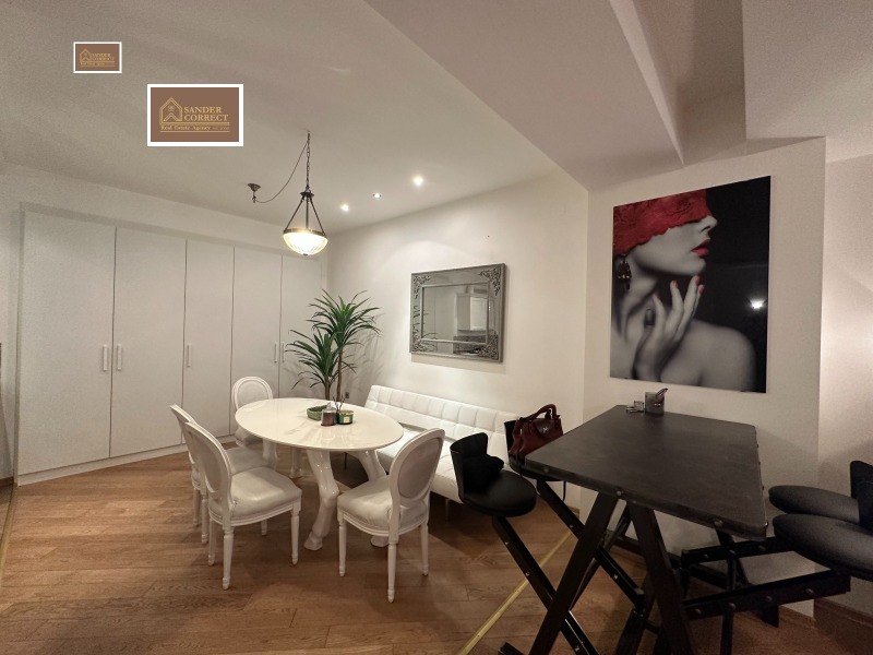 Продава 4-СТАЕН, град София, Център • 568000 € / 1110911.44 лв. • 48354041 1 — Holmes.bg Продава 4-СТАЕН, град София, Център • 568000 € / 1110911.44 лв. • 48354041 1