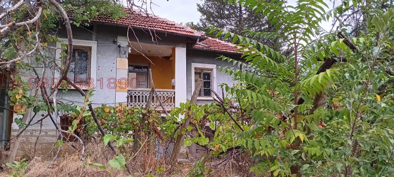 Продава КЪЩА, област Враца, с. Баурене • 18000 € • 54120717 1 — Holmes.bg Продава КЪЩА, област Враца, с. Баурене • 18000 € • 54120717 1