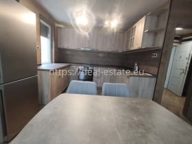 Обява Продава 2-СТАЕН,град Благоевград, Широк център>