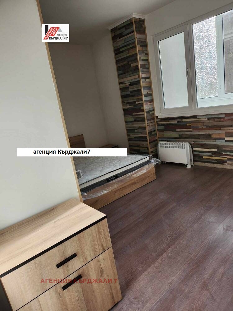 Продава 2-СТАЕН, град Кърджали, Възрожденци • 60000 € / 117349.80 лв. • 30267901 1 — Holmes.bg Продава 2-СТАЕН, град Кърджали, Възрожденци • 60000 € / 117349.80 лв. • 30267901 1