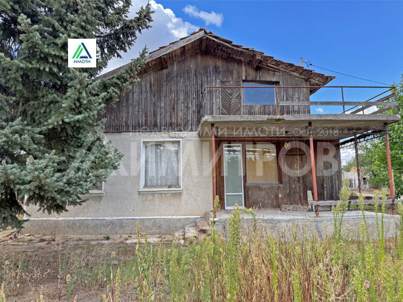 Продава КЪЩА, област Шумен, гр. Нови пазар • 20000 € • 28677771 1 — Holmes.bg Продава КЪЩА, област Шумен, гр. Нови пазар • 20000 € • 28677771 1