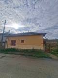 Продава КЪЩА, област Плевен, гр. Долни Дъбник • 48000 € • 86516534 2 — Holmes.bg Продава КЪЩА, област Плевен, гр. Долни Дъбник • 48000 € • 86516534 2