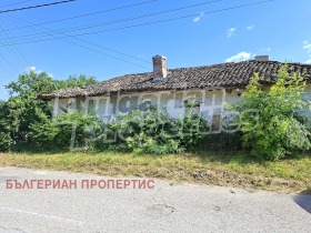 Продава Къща, с. Кирилово