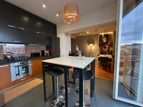 Обява Продава 3-СТАЕН,град София, Център