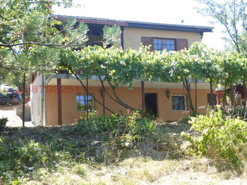 Продава ВИЛА, област Перник, с. Кондофрей • 85000 € / 166245.55 лв. • 49953987 1 — Holmes.bg Продава ВИЛА, област Перник, с. Кондофрей • 85000 € / 166245.55 лв. • 49953987 1