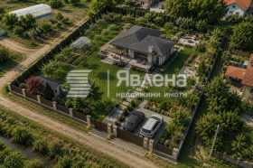 Продава Парцел, с. Белозем