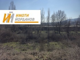 ПАРЦЕЛ, 1 600 m2 - Holmes.bg ПАРЦЕЛ, 1 600 m2