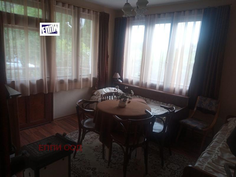 Продава  Етаж от къща област София , гр. Пирдоп , 72 кв.м | 24433807 - изображение [10]
