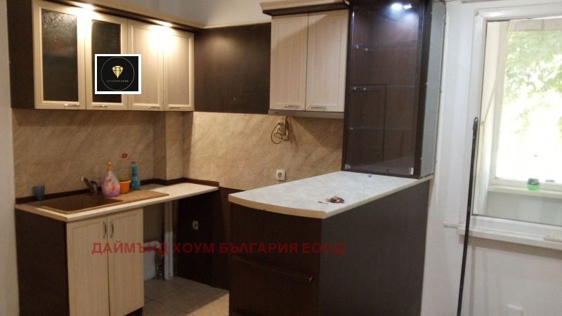 Продава 3-СТАЕН, град Пловдив, Тракия • 128000 € / 250346.24 лв. • 81671471 1 — Holmes.bg Продава 3-СТАЕН, град Пловдив, Тракия • 128000 € / 250346.24 лв. • 81671471 1