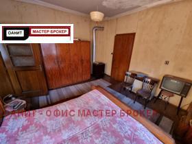Продава етаж от къща област Габрово гр. Севлиево - [1] 
