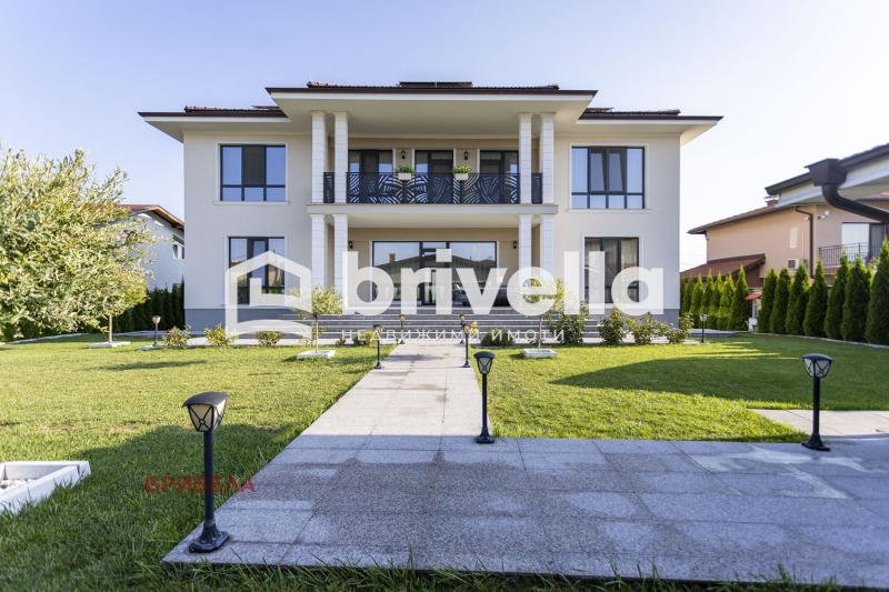 Продава КЪЩА, град София, с. Волуяк • 1550000 € • 94642690 1 — Holmes.bg Продава КЪЩА, град София, с. Волуяк • 1550000 € • 94642690 1