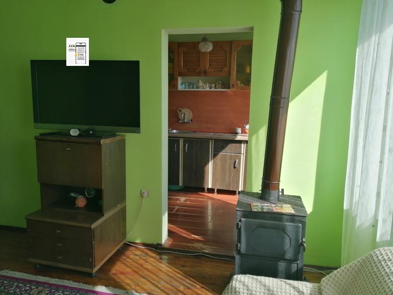 Продава ЕТАЖ ОТ КЪЩА, град Добрич, Рилци • 103000 € • 91975372 1 — Holmes.bg Продава ЕТАЖ ОТ КЪЩА, град Добрич, Рилци • 103000 € • 91975372 1