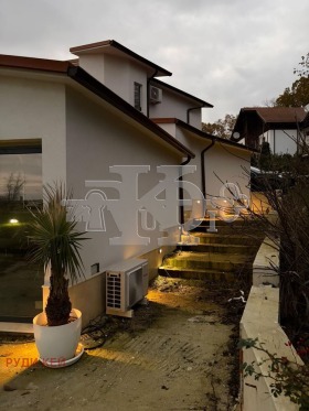 Обява Продава КЪЩА,град Варна, м-т Манастирски рид>