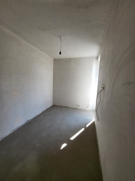 Обява Продава 4-СТАЕН,град Плевен, Идеален център