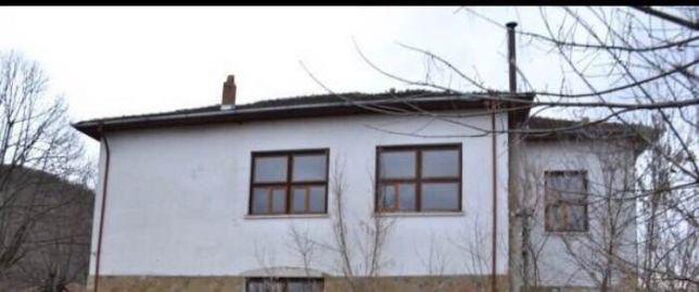 Продава  Вила област Велико Търново , гр. Златарица , 500 кв.м | 98913777