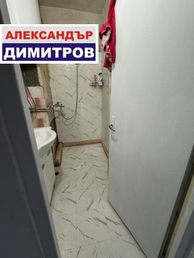 Обява Продава 3-СТАЕН,град Русе, Родина 2