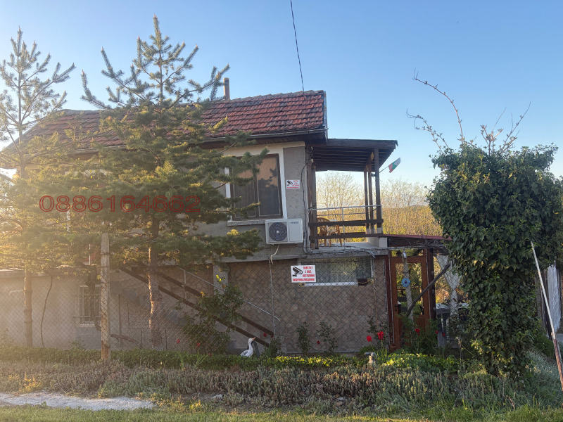 Продава КЪЩА, област Пловдив, гр. Хисаря • 70000 € / 136908.10 лв. • 74369015 1 — Holmes.bg Продава КЪЩА, област Пловдив, гр. Хисаря • 70000 € / 136908.10 лв. • 74369015 1