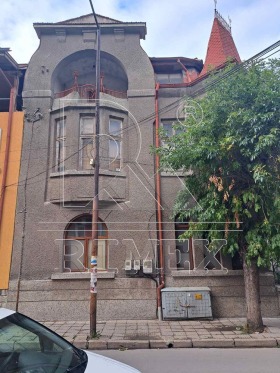 Продажба на етажи от къща в град Хасково - изображение 14 