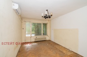 Продава 2-стаен, град София