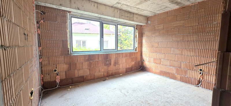 Продава 2-СТАЕН, град Шумен, Център • 106500 € / 208295.89 лв. • 18639582 1 — Holmes.bg Продава 2-СТАЕН, град Шумен, Център • 106500 € / 208295.89 лв. • 18639582 1