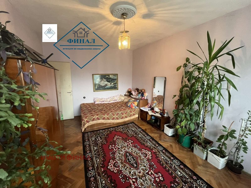 Продава 3-СТАЕН, град Шумен, Добруджански • 82000 € / 160378.06 лв. • 16583071 1 — Holmes.bg Продава 3-СТАЕН, град Шумен, Добруджански • 82000 € / 160378.06 лв. • 16583071 1