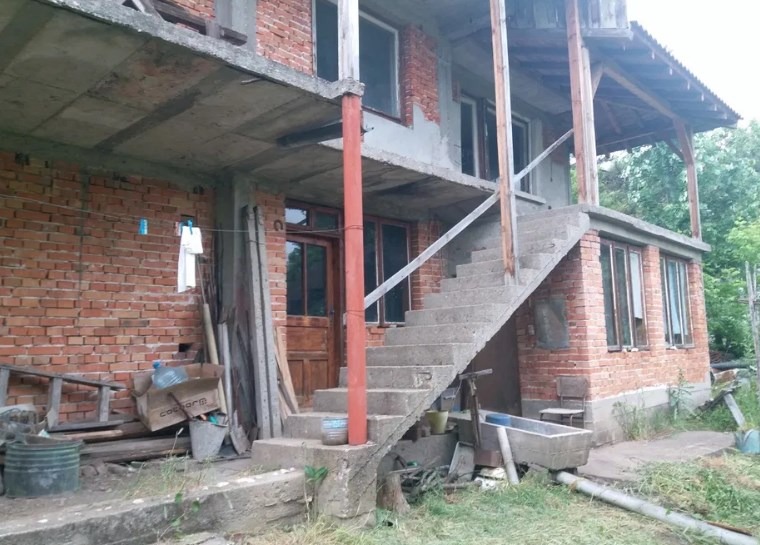 Продава КЪЩА, област Русе, с. Николово • 70000 € / 136908.10 лв. • 64643743 1 — Holmes.bg Продава КЪЩА, област Русе, с. Николово • 70000 € / 136908.10 лв. • 64643743 1