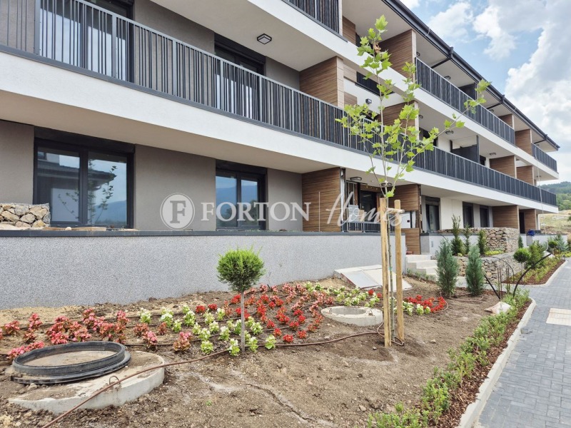 Продава 4-СТАЕН, град София, м-т Камбаните • 470000 € / 919240.10 лв. • 90948840 1 — Holmes.bg Продава 4-СТАЕН, град София, м-т Камбаните • 470000 € / 919240.10 лв. • 90948840 1