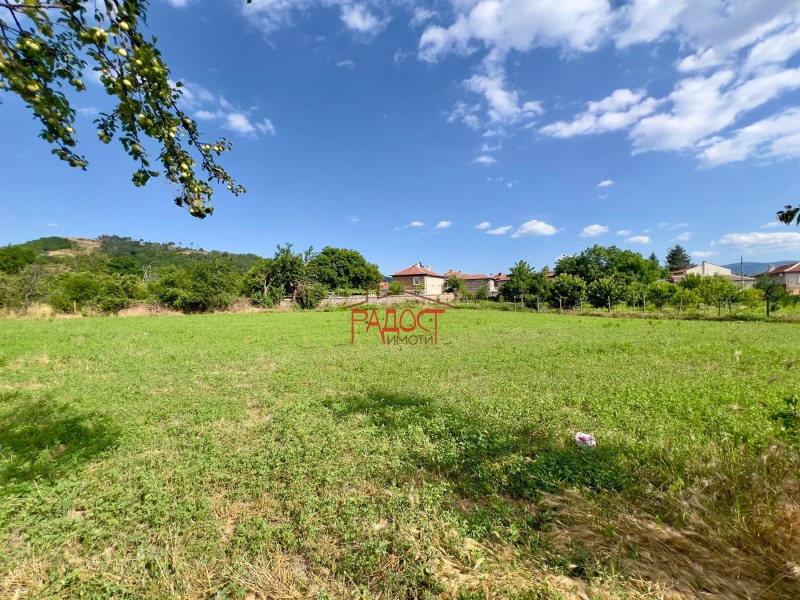 Продава ПАРЦЕЛ, област Пловдив, с. Искра • 8900 € / 17406.89 лв. • 40431761 1 — Holmes.bg Продава ПАРЦЕЛ, област Пловдив, с. Искра • 8900 € / 17406.89 лв. • 40431761 1