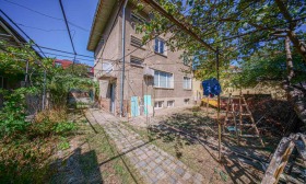 Обява Продава ЕТАЖ ОТ КЪЩА,град София, Левски